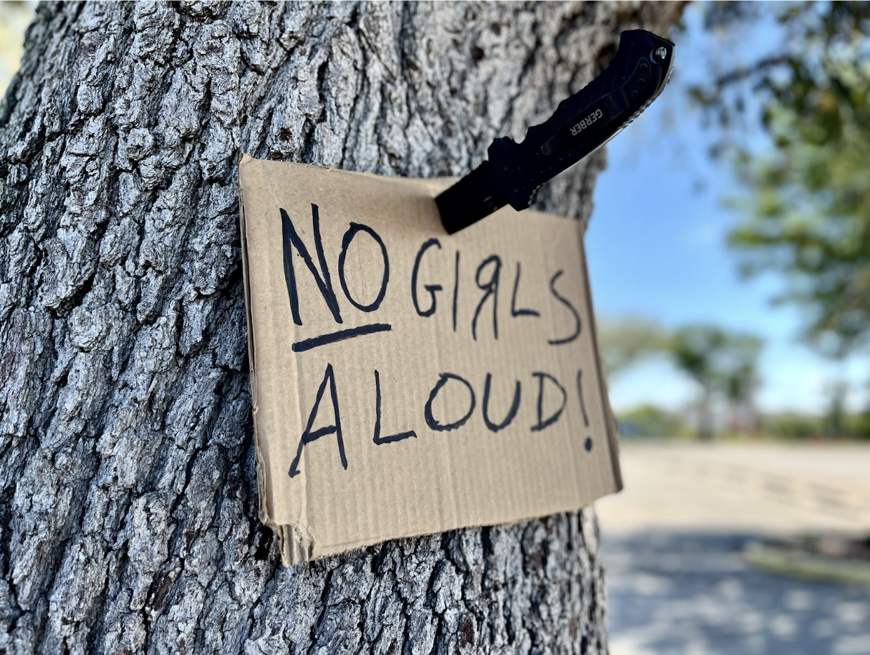 Handwritten ‘No Girls Aloud’ sign spotted outside Joint Chiefs’ treehouse